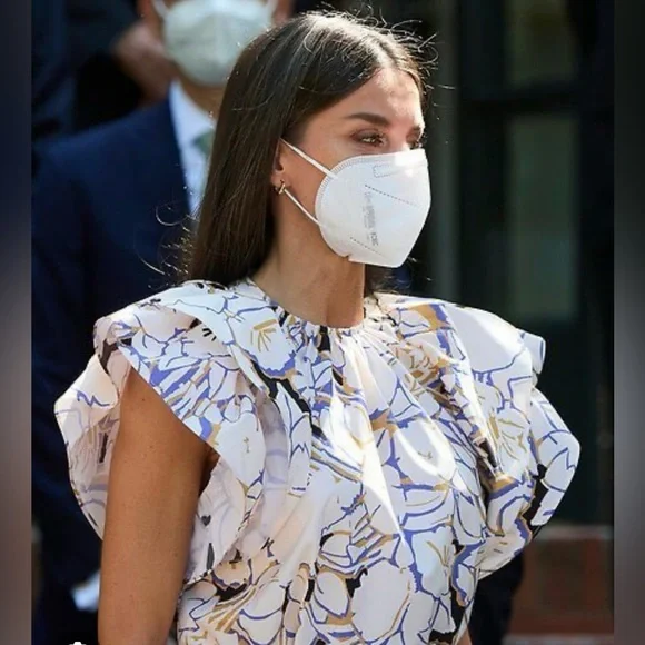 Psophia double sleeve ruffle top in ivory - Picture 5 of 14